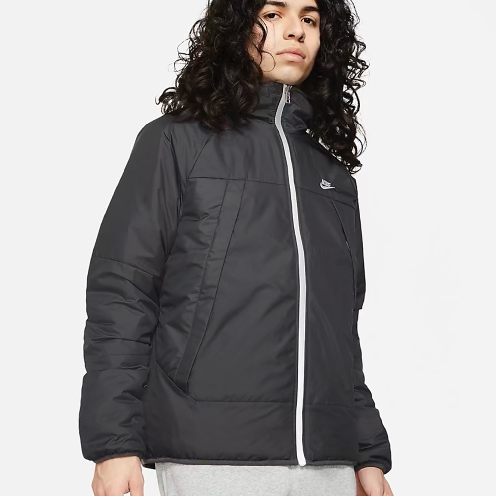 Nike Therma-Fit Legacy Reversible Hooded Jacket